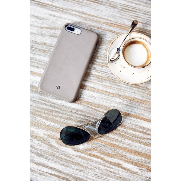 Twelve South iPhone 7 Plus/iPhone 8 Plus -kuori Relaxed Leather Warm Taupe