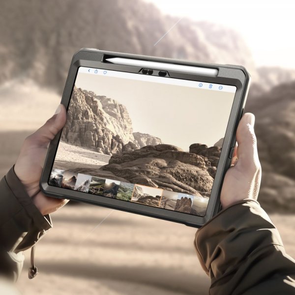 Supcase iPad Pro 13 (M4/M5) Kuori UB Pro Musta