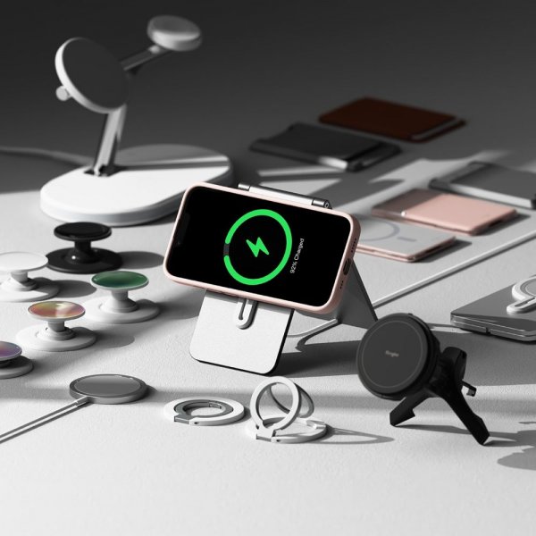 Ringke iPhone 16/iPhone 17 kuori silikoni magneetti vaaleanpunainen hiekka