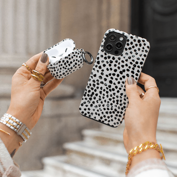 Burga iPhone 16e/iPhone 17e Suojakuori Tough Almond Latte