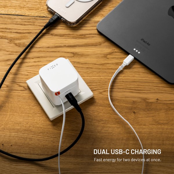 Kiinteä GaN65-laturi, jossa ulosvedettävä USB-C-kaapeli 65 W