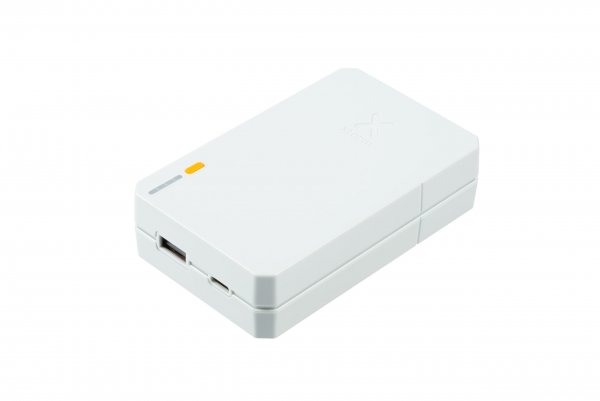 Xtorm Varavirtalähde 10 000 mAh 15 W USB-C & USB-A, valkoinen