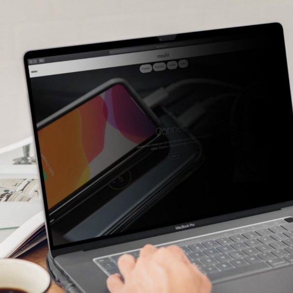 Moshi Umbra MacBook Pro 16 (A2141) Näytönsuoja Privacy Fullsize