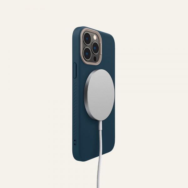 Cyrill iPhone 13 Pro Max -kuoret Color Brick Mag Deep Sea