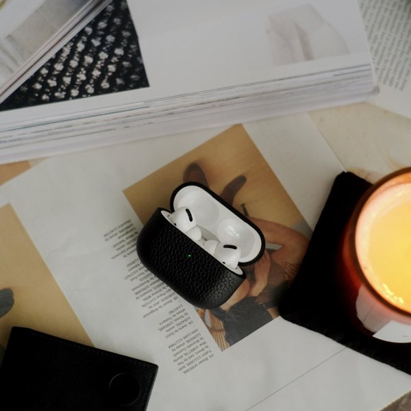 KeyBudz AirPods Pro 2 Kuoret Artisan Series Musta