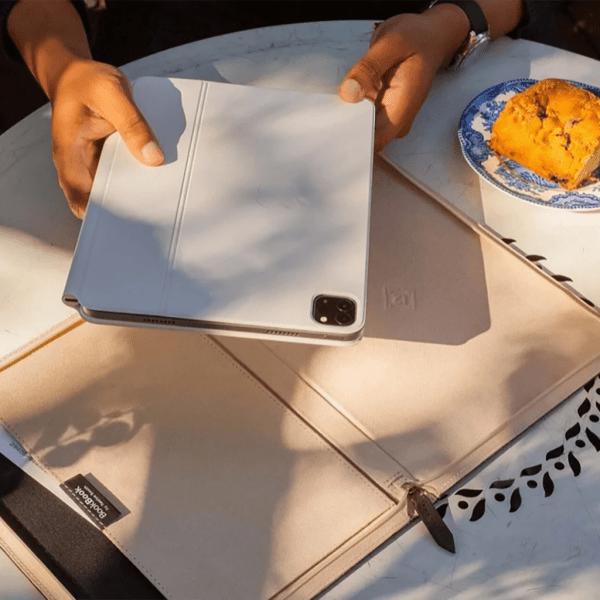 Twelve South iPad Pro 12.9 (4./5./6. sukupolvi) BookBook -kotelo