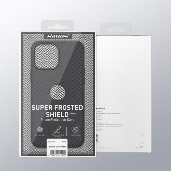 Nillkin iPhone 13 Pro Max -suojakuori, Frosted Shield Logo Cutout, musta