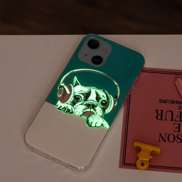 iPhone 14 Plus -kuoret, kuulokekoira