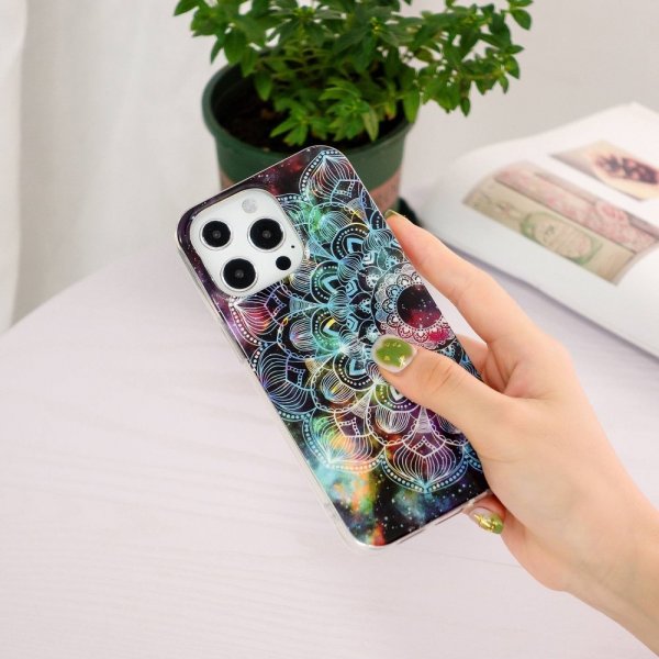 iPhone 14 Pro Max Suojakuori Kuvio Mandala