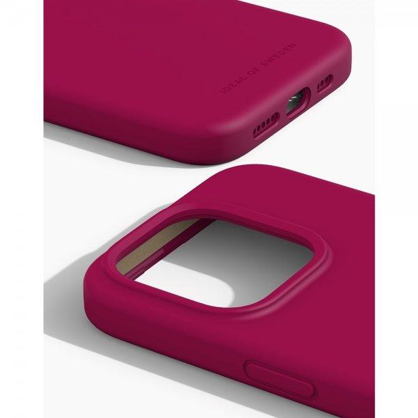 Ideal of Sweden iPhone 15 Pro Silicone Case MagSafe Magenta -suojakuori