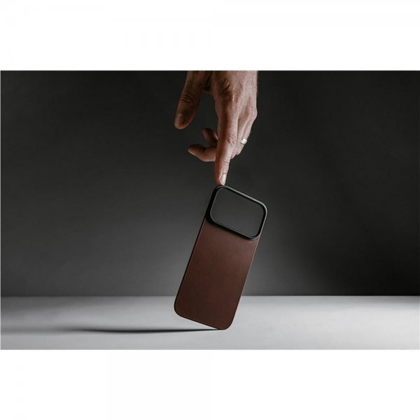 Nomad iPhone 17 Pro -puhelinkuori, MagSafe, nahka, Rustic Brown