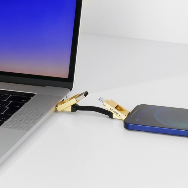 Rolling Square Kabel inCharge 6 -avaimenperä, Saturn Gold