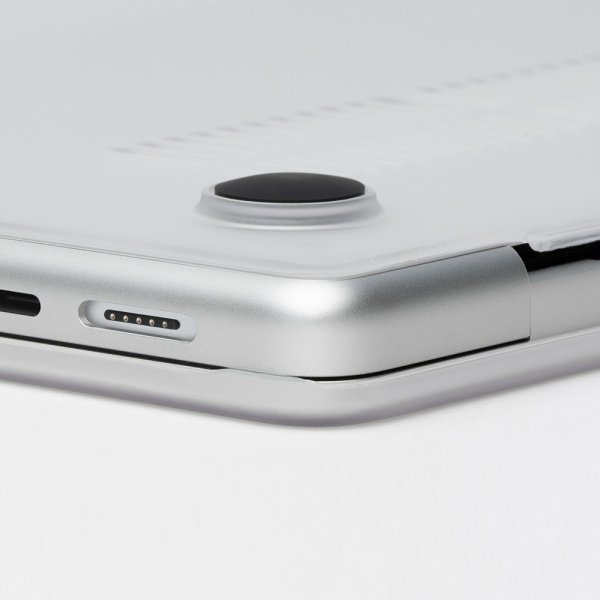 ZAGG MacBook Pro 13 M1/M2 (A2338) Kuori Hardshell Transparent