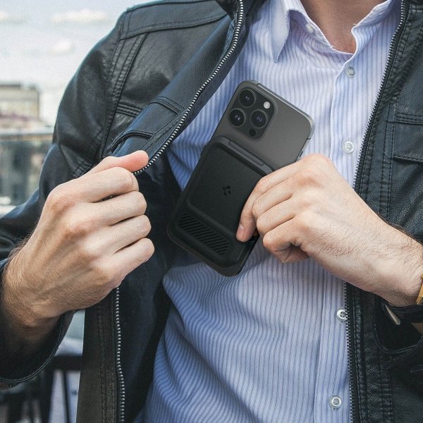 Spigen MagSafe-korttikotelo Lock Fit MagFit Musta