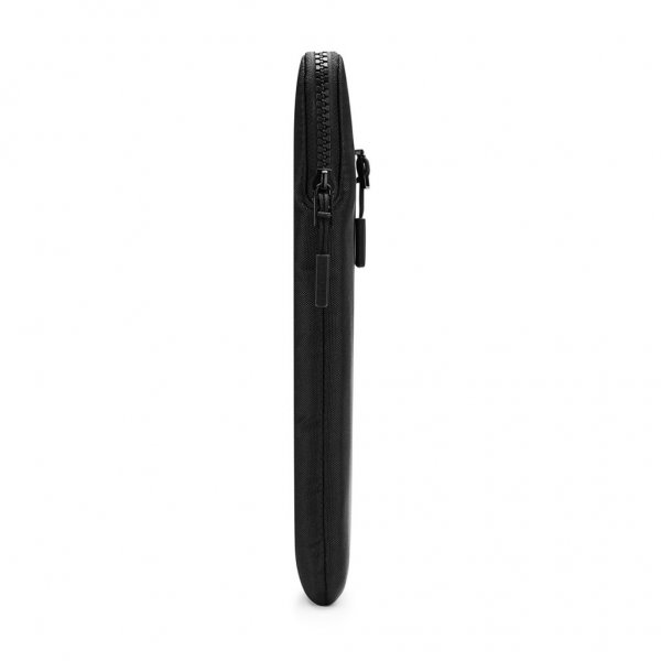 Pipetto MacBook Sleeve 13" Organisoija Musta