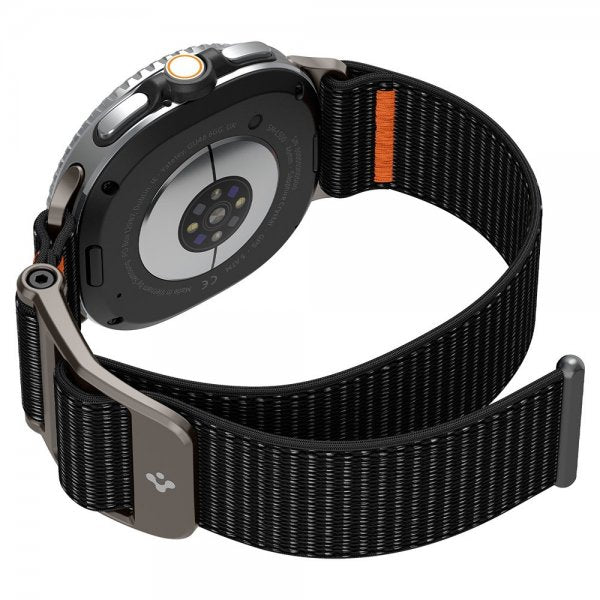 Spigen Samsung Galaxy Watch 8 40/44mm/Classic 46mm -ranneke DuraPro Flex Musta