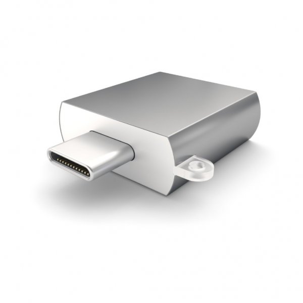 Satechi USB-C–USB-A 3.0 -adapteri avaruudenharmaa
