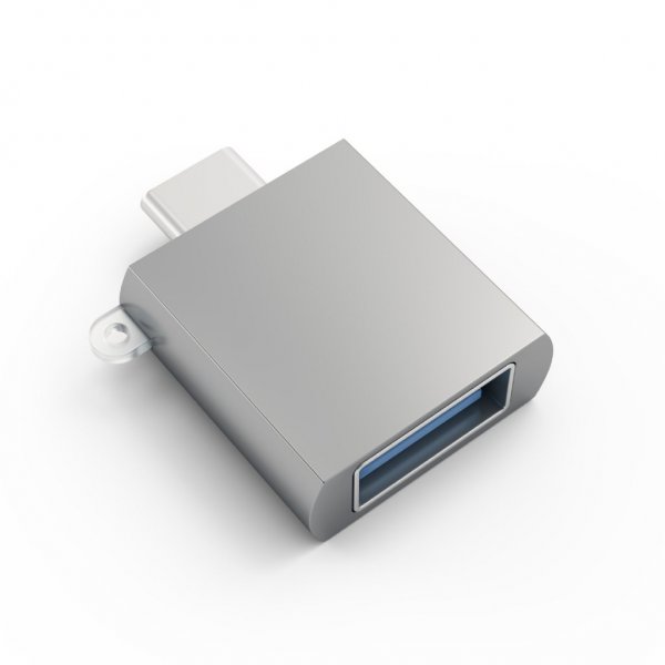 Satechi USB-C–USB-A 3.0 -adapteri avaruudenharmaa