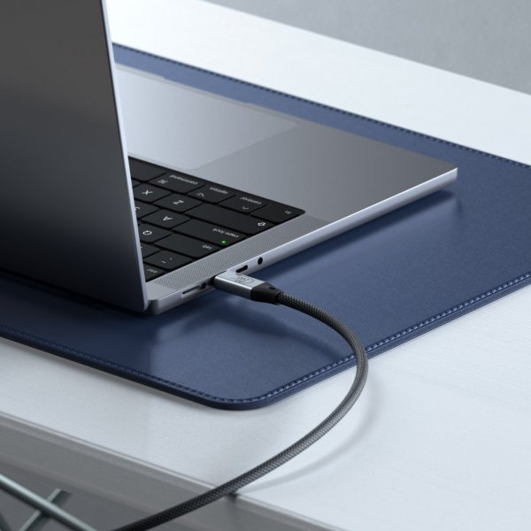 Satechi USB4 Pro V2 -kaapeli 1,2 m musta