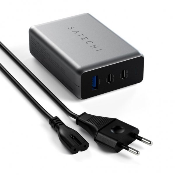 Satechi 100W GaN PD -matkalaturi kahdella USB-C- ja USB-A-portilla