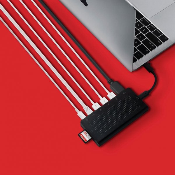 Twelve South StayGo USB-C-keskitin, musta