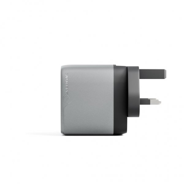ALOGIC Laturi Rapid Power 67W Multi-Country Travel GaN -laturi