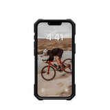 Urban Armor Gear (UAG) iPhone 16. tai 17. sukupolven suojakuori Essential Armor MagSafe Musta