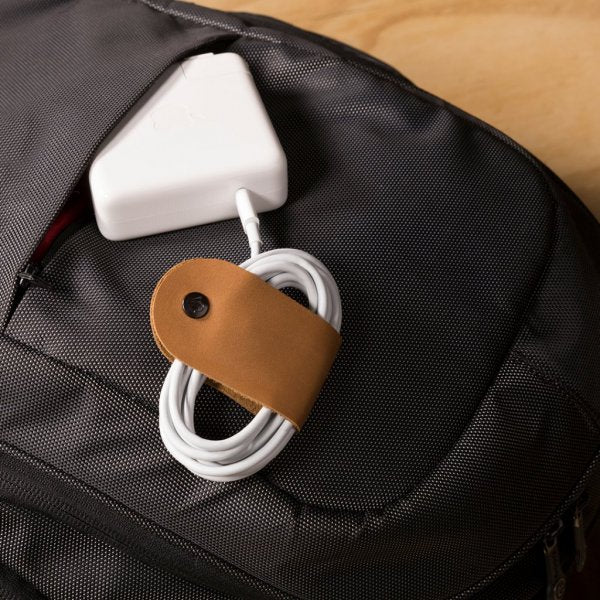 Twelve South CableSnap Stay musta