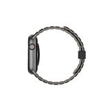 Urban Armor Gear (UAG) Apple Watch 44/45/46mm/Apple Watch Ultra -ranneke Pathfinder Musta/Titaani