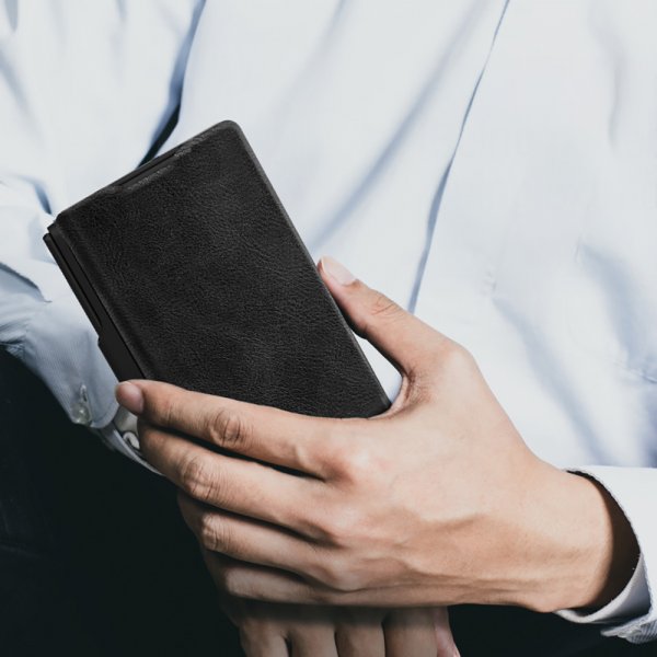 Nillkin Samsung Galaxy Z Fold 7 Kotelo Qin Pro Nahka Musta