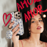 Burga AirPods 4 -kuori, Design Love Me Right