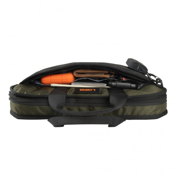 Urban Armor Gear (UAG) Tactical Slim Brief -kannettavalaukku 16" (oliivi)