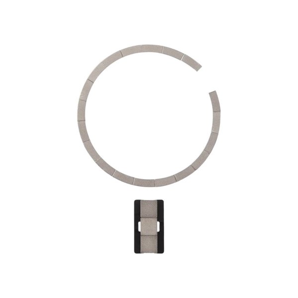 iPhone 16 Pro ja 16 Pro Max MagSafe -magneetit langattomaan lataukseen