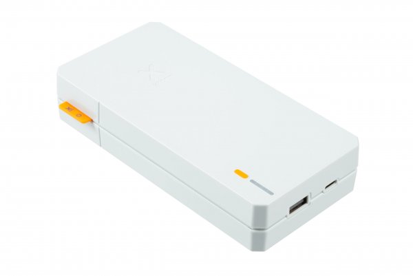 Xtorm Power Bank 20 000 mAh 15 W USB-C ja USB-A, valkoinen