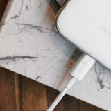 Moshi USB-kaapeli Lightning-liittimellä 1 m valkoinen