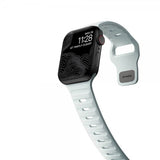 Nomad Apple Watch 38/40/41/42mm ranneke Sport Band Icy Blue Glow