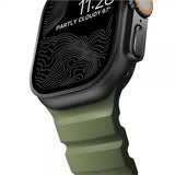 Nomad Apple Watch 44/45/46mm/Ultra 49mm ranneke Rocky Point, musta/vihreä