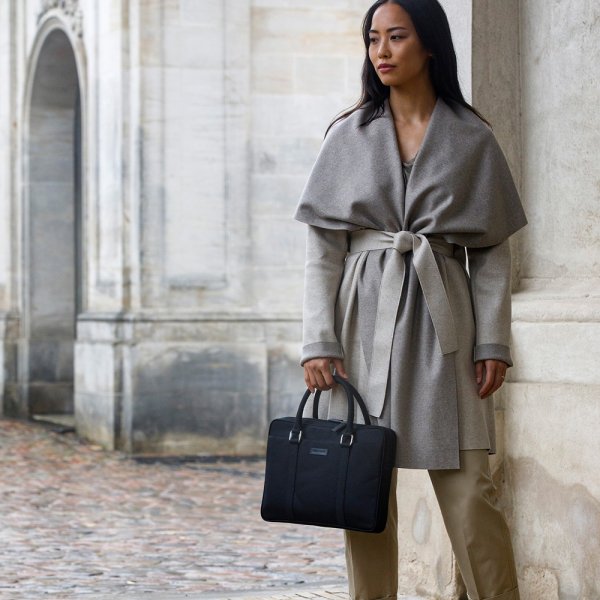dbramante1928 Laukku 14" Laptop Bag Stelvio Musta