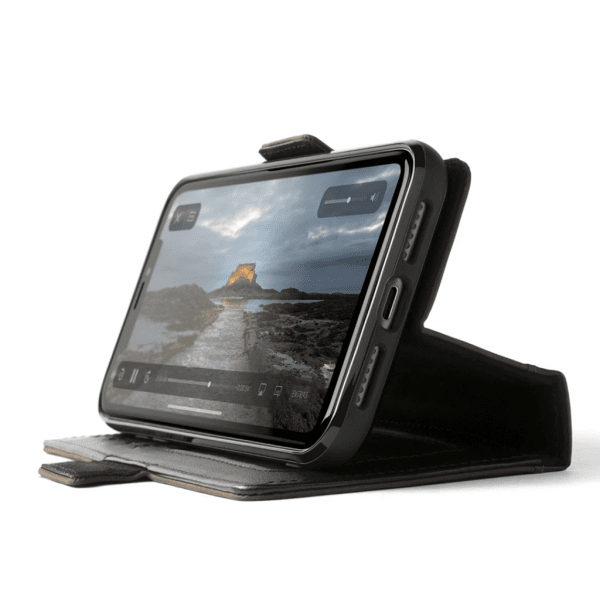 Twelve South iPhone 13 Pro Max Kotelo BookBook MagSafe Ruskea