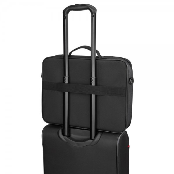 Wenger BQ 16" Clamshell tietokonelaukku, musta
