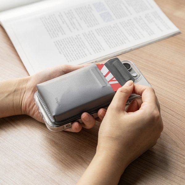 Ringke Korttipidike Jalusta Tasku MagSafe Vaaleanharmaa