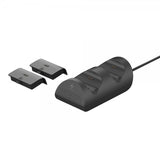 Deltaco Gaming -latausasema kahdella Xbox Series X/S -ohjaimen akkupakkauksella