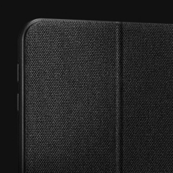 Spigen iPad 10.2 Urban Fit -suojakotelo, musta