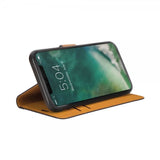 Xqisit iPhone 11 -kotelo, Slim Wallet Selection, musta