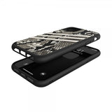 Adidas iPhone 11 -suojakuori tai Moulded Case -suojakuori, musta/alumiini