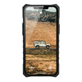 Urban Armor Gear (UAG) iPhone 12 Pro Max -suojakuori Pathfinder, valkoinen
