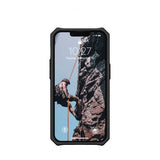 Urban Armor Gear (UAG) iPhone 13 Pro -suojakuori Monarch Crimson