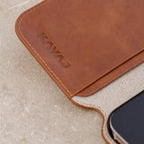 KAVAJ iPhone 14 -suojakotelo Phoenix Ruskea