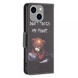 iPhone 14 Plus -kuori, jossa motiivina nalle "Don't Touch My Phone"