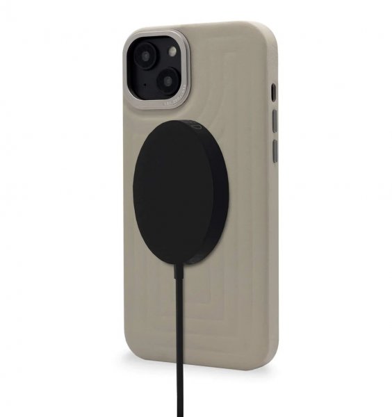 Decoded iPhone 14 Plus -nahkakotelo, jossa kohokuvioitu Clay-takaosa
